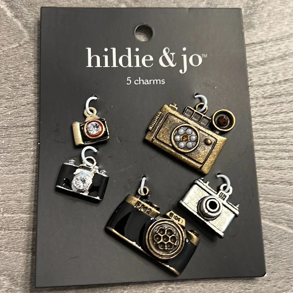 Camera charms - Picture 1 of 2